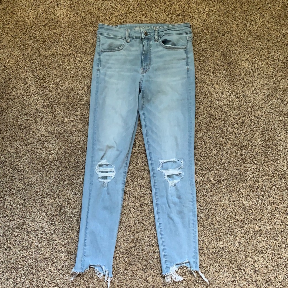 American Eagle size 6 skinny jean